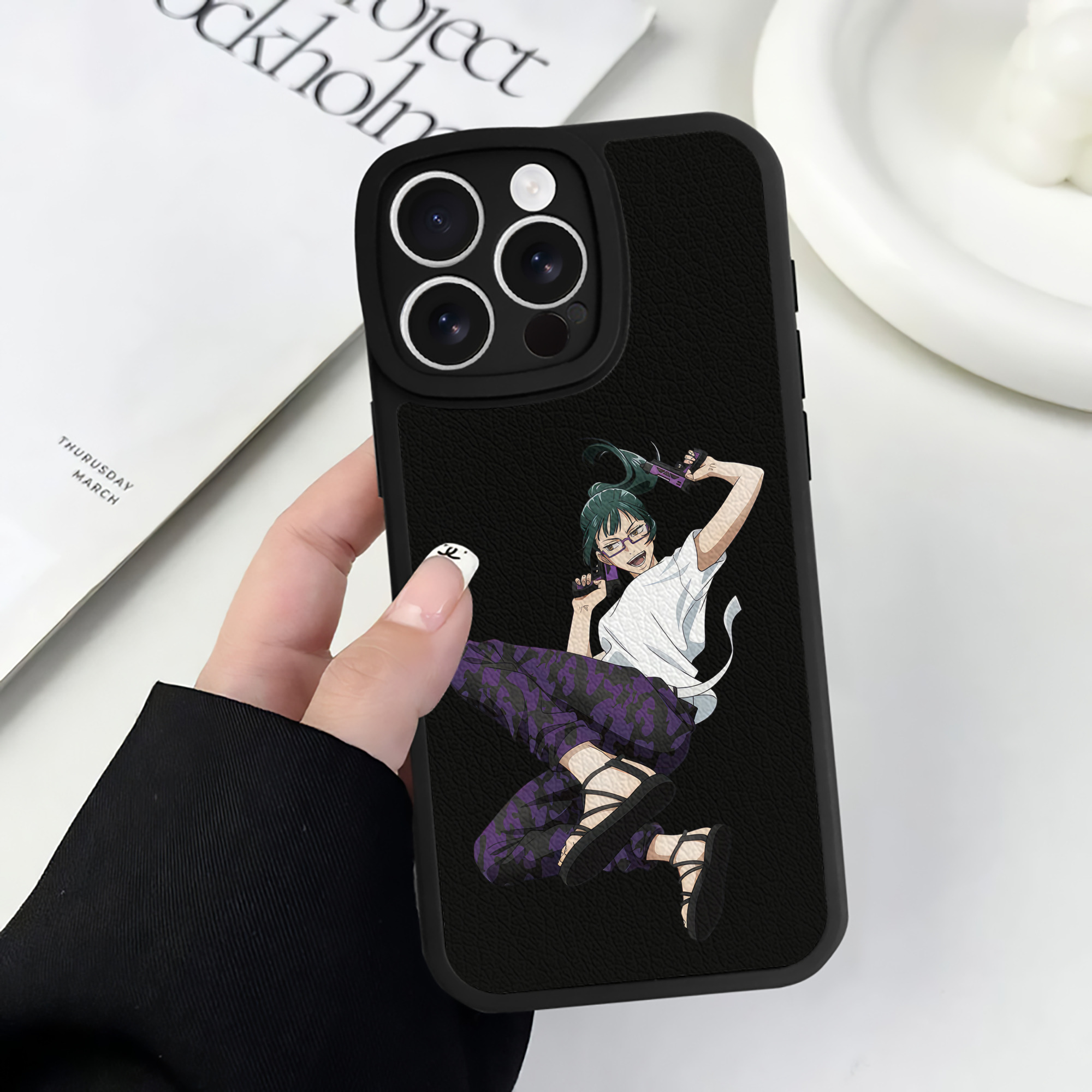 （画像用） 呪術廻戦 Jujutsu Kaisen 【iPhone 16シリーズ対応】シリコンスマホケース（レザー調） 材質：シリコン